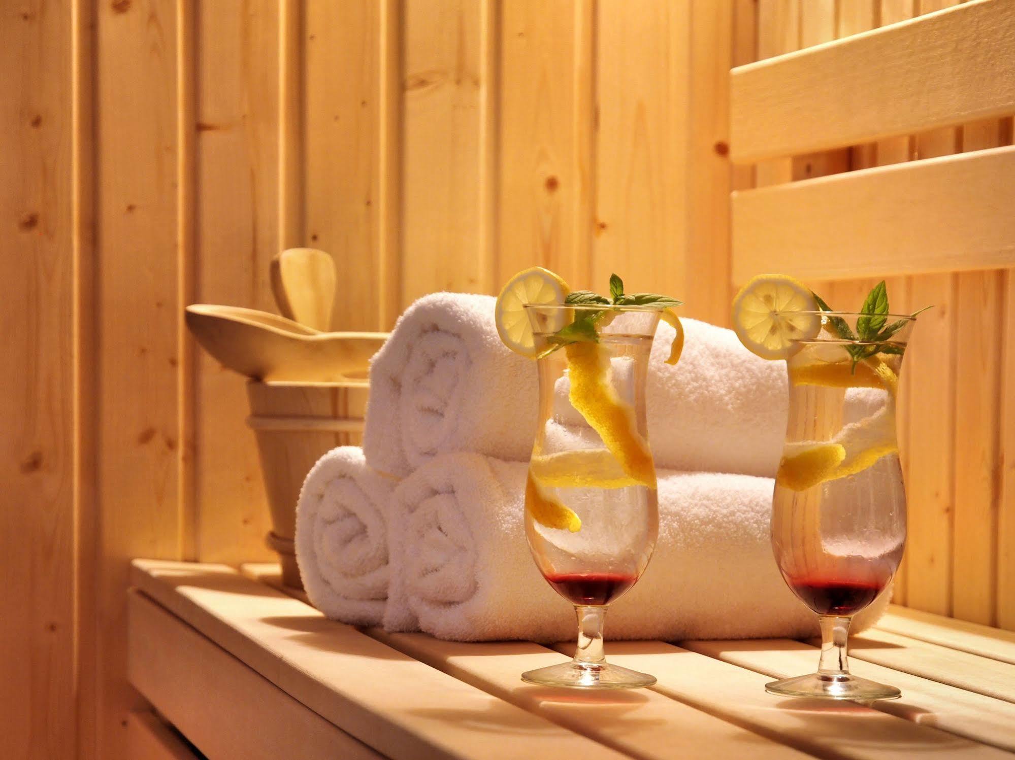Hotel Austeria Conference & Spa Цехоцинек Экстерьер фото